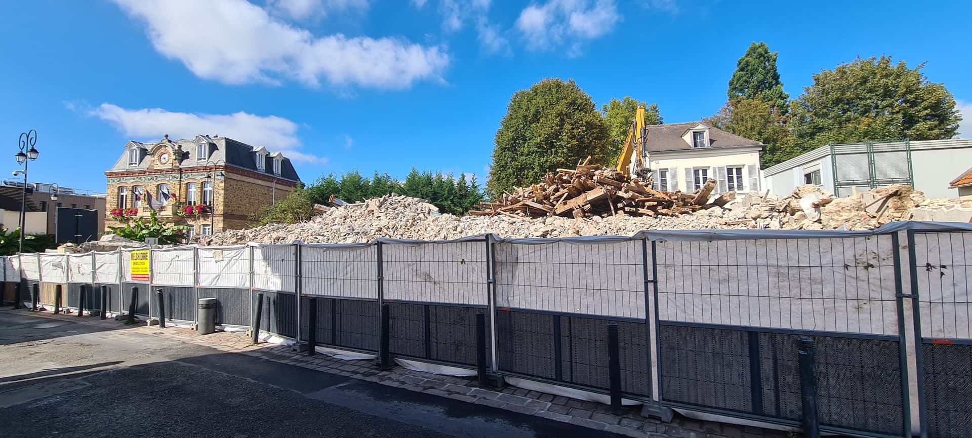 Une fresque collective au cœur de la transformation du quartier Village à Villiers-le-Bel 2